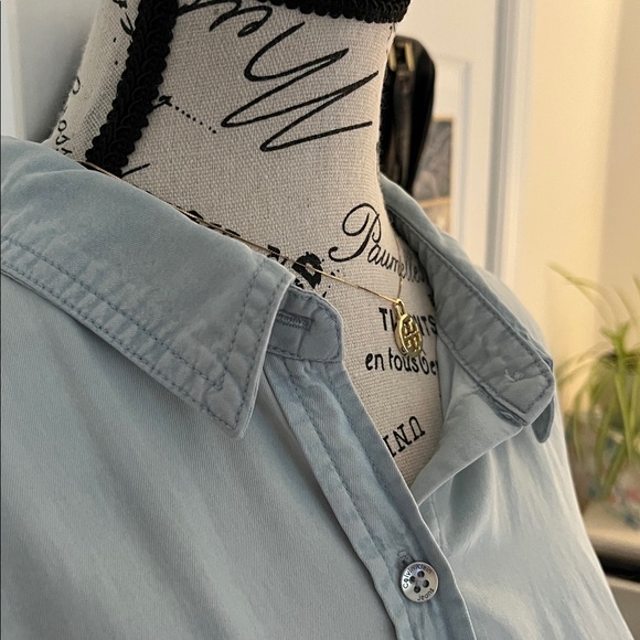 Light Blue Denim Women’s Calvin Klein denim Shirt - Picture 9 of 13